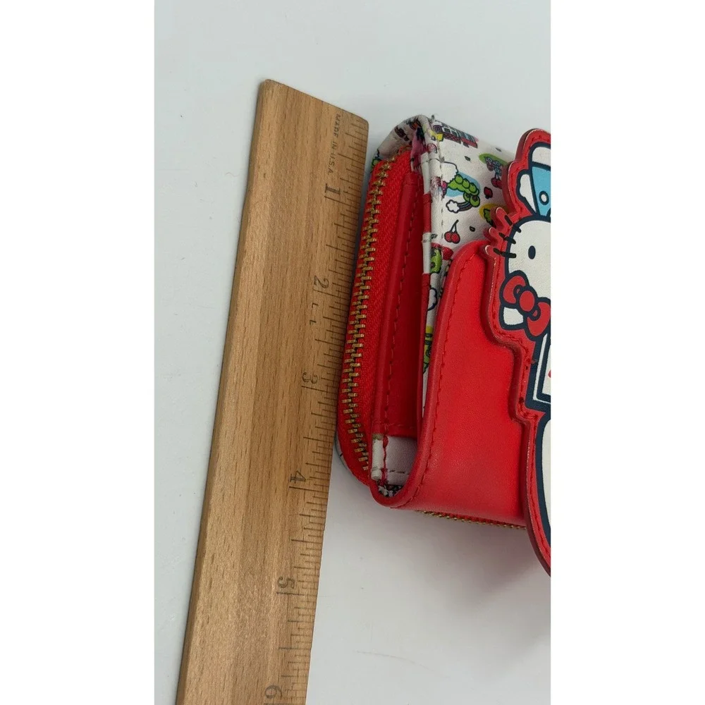 Loungefly‎ Sanrio Hello Kitty Popcorn Stand Bifold Wallet Carnival Red